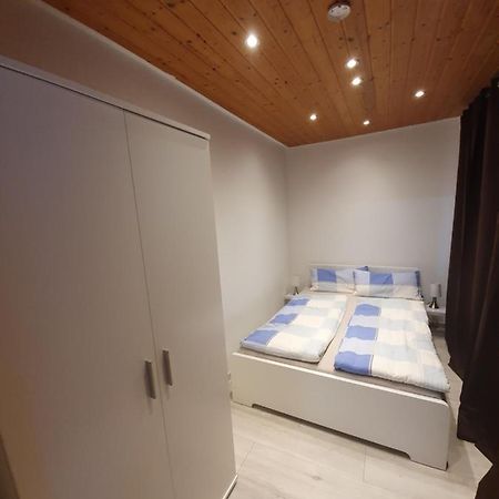 לנצקירש Ferienwohnung Am Bachle מראה חיצוני תמונה
